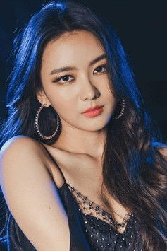 妮查潘·查采芃纳