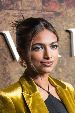 伊莎娜·沙马兰