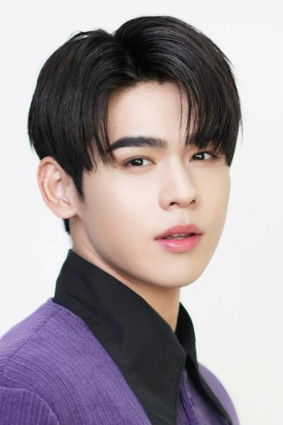 Poom Nuttapart Tuntistinchai