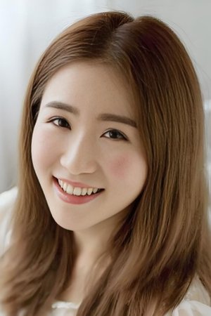 佟心竹 Xinzhu Tong