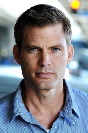 卡斯帕·凡·迪恩 Casper Van Dien